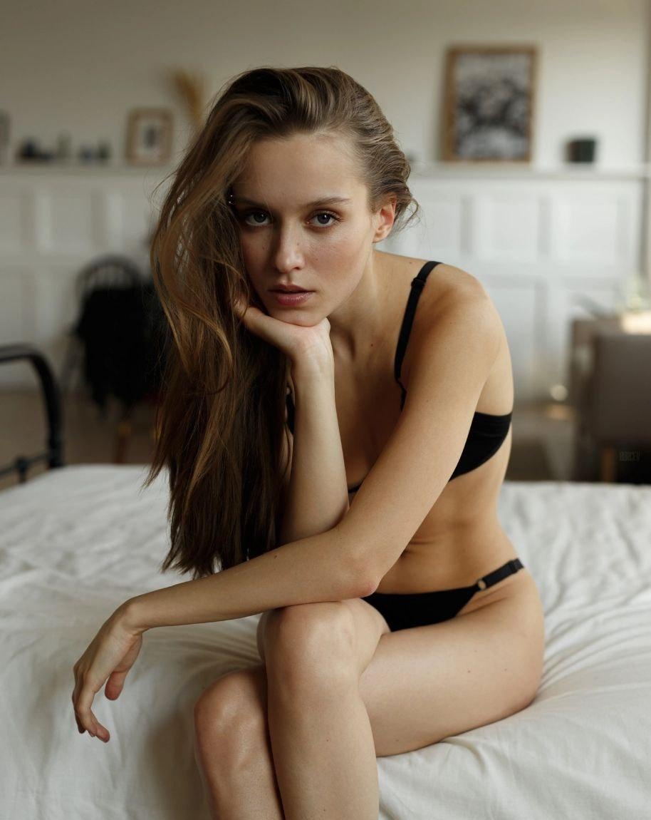 Света привлекальеная девушка из Егорьевска цена от 8000 руб