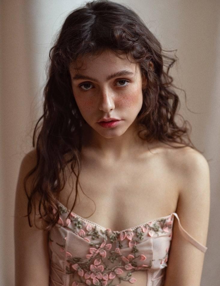 Владлена привлекальеная девушка из Егорьевска цена от 6000 руб