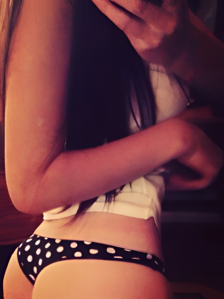 Индивидуалка Услада, доступна для личного знакомства от 2000 руб