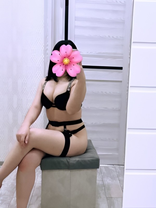 Дина привлекательная девушка из Егорьевска цена от 2000 руб